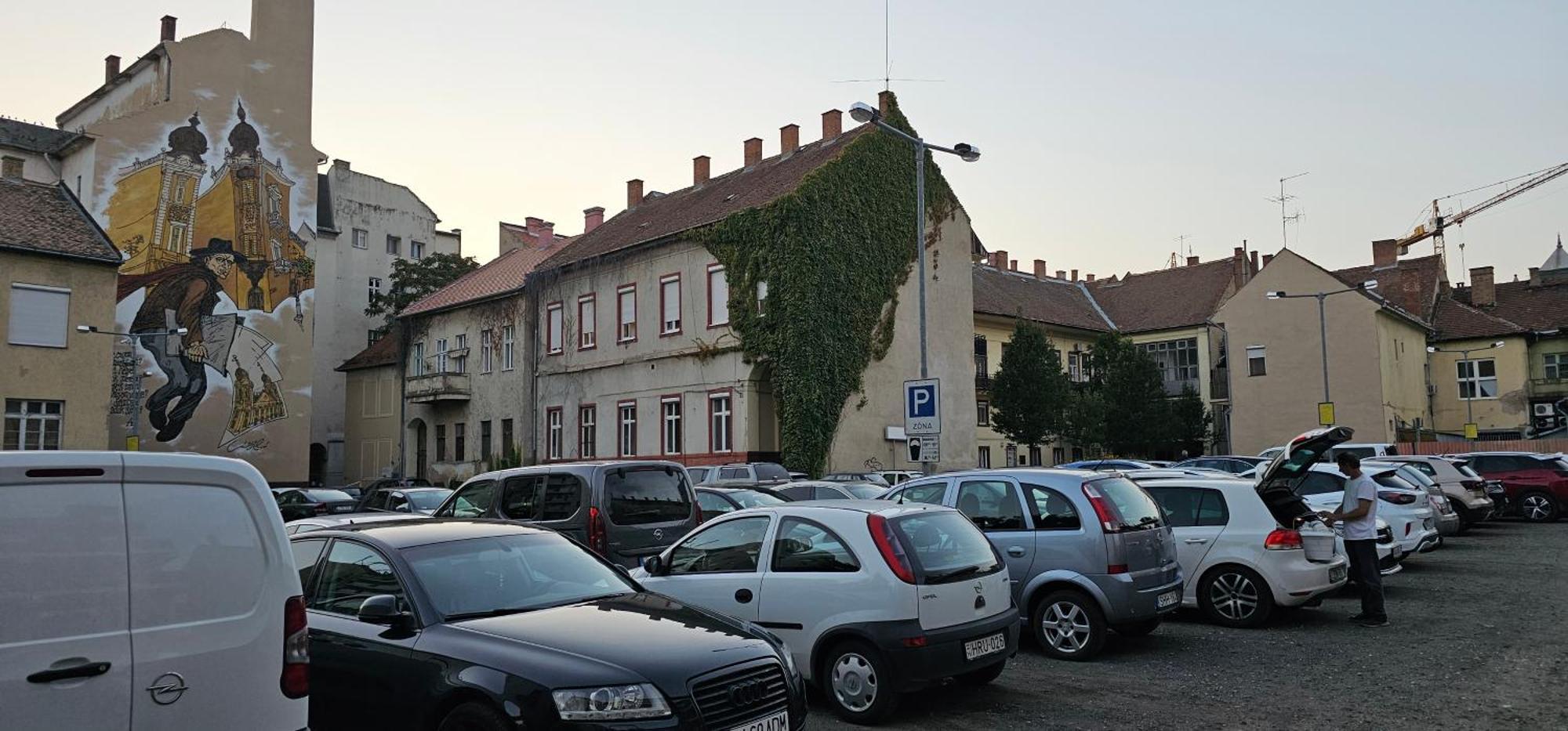 Anna Gyoengye Apartman Debrecen Exterior photo