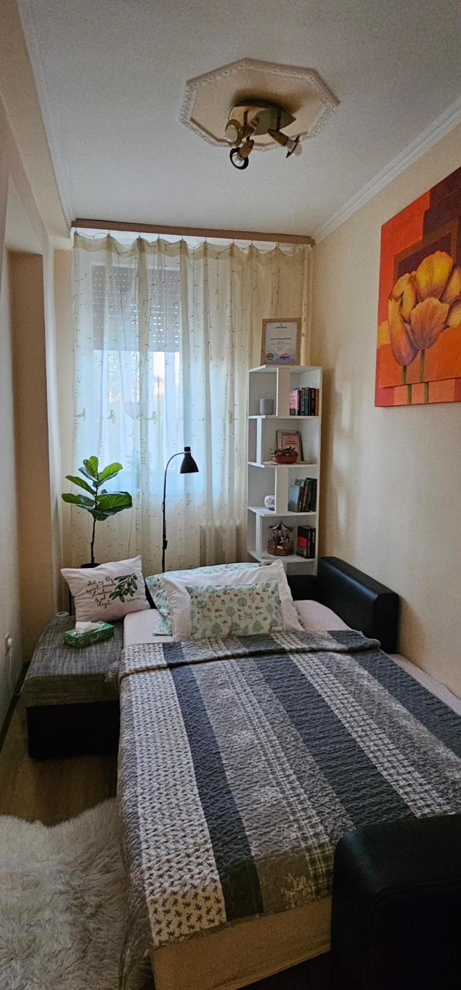 Anna Gyoengye Apartman Debrecen Exterior photo